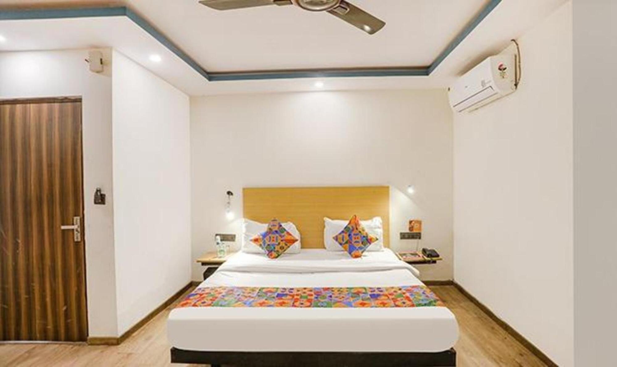 Fabhotel F9 Sector 58 Noida Exterior foto